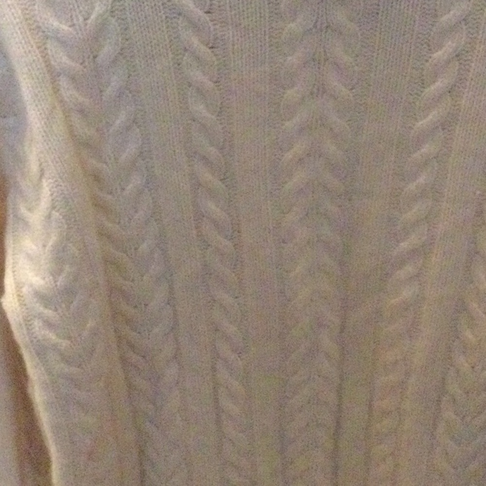 Neiman Marcus cashmere sweater - Picture 9 of 9